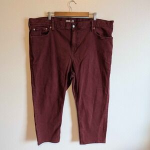 Old Navy Relaxed Slim Taper Jeans Womens 46x30 Maroon Built-In Flex Pants